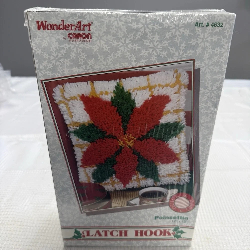 Vtg Caron Wonderart 4632 Poinsettia Latch Hook 12x12 New Sealed Pillow Christmas